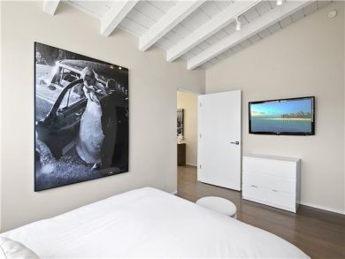 Malibu Beachfront Luxury On Sand